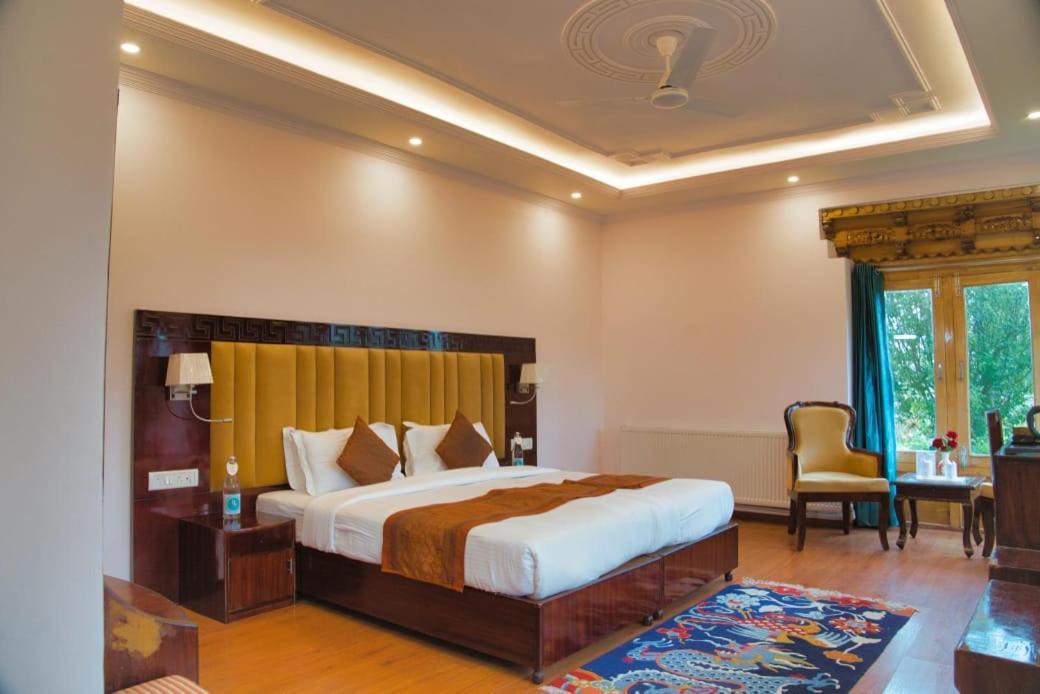 Hotel Royal Ladakh, Leh Exteriör bild